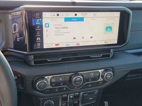 New 2026 Jeep Wrangler Unlimited Rubicon image 8