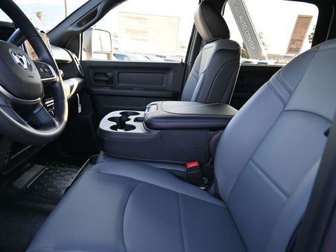 New 2025 RAM 5500 Tradesman image 18