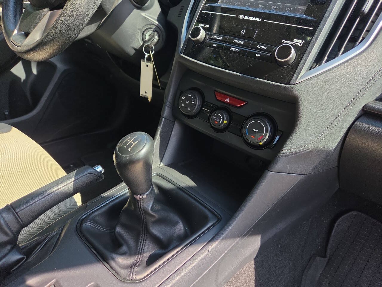 Used 2018 Subaru Impreza 2.0i AWD/4WD image 25