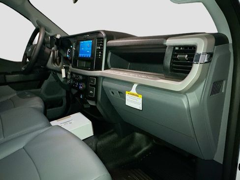 New 2026 Ford F350 XL w/ XL Chrome Package AWD/4WD image 26