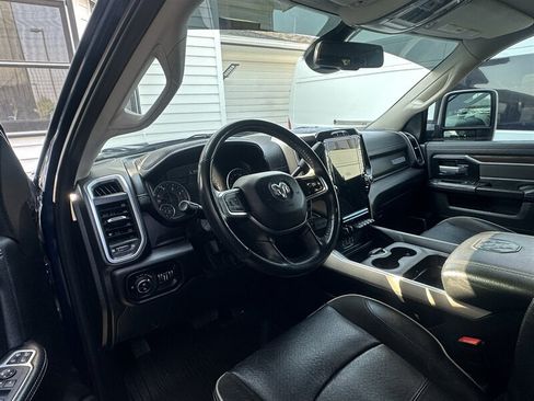 Used 2024 RAM 2500 Laramie w/ Towing Technology Group AWD/4WD image 57