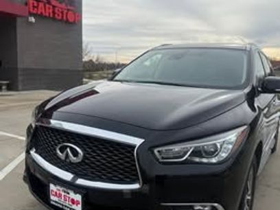 Used 2019 INFINITI QX60 Luxe w/ Essential Package