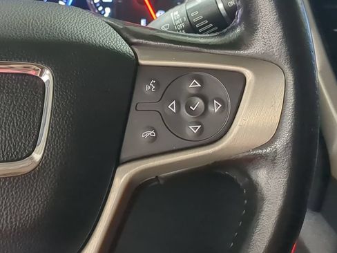 Used 2020 GMC Acadia Denali w/ Technology Package AWD/4WD image 31