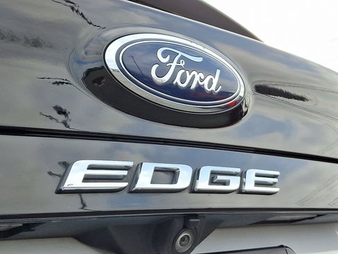 Certified 2022 Ford Edge SEL w/ Sport Appearance Package image 30