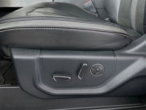 Used 2021 Ford F350 Platinum image 21