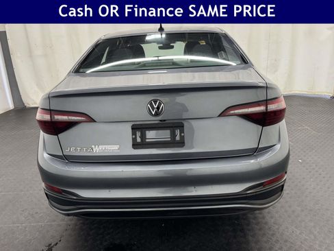 Used 2024 Volkswagen Jetta Sport FWD image 7