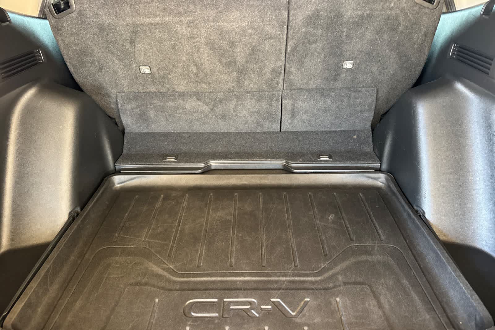 Used 2025 Honda CR-V EX image 16