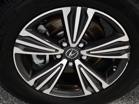 Used 2018 Acura MDX SH-AWD image 17