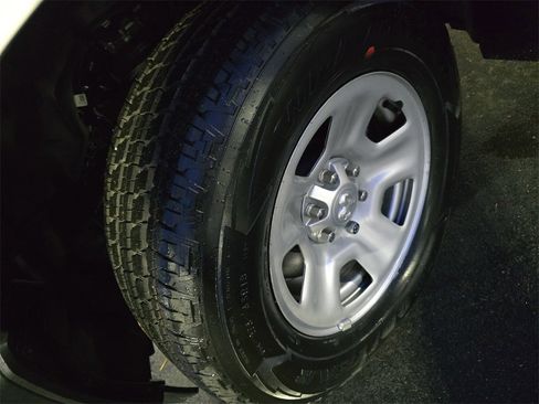 New 2026 RAM 1500 Tradesman image 33