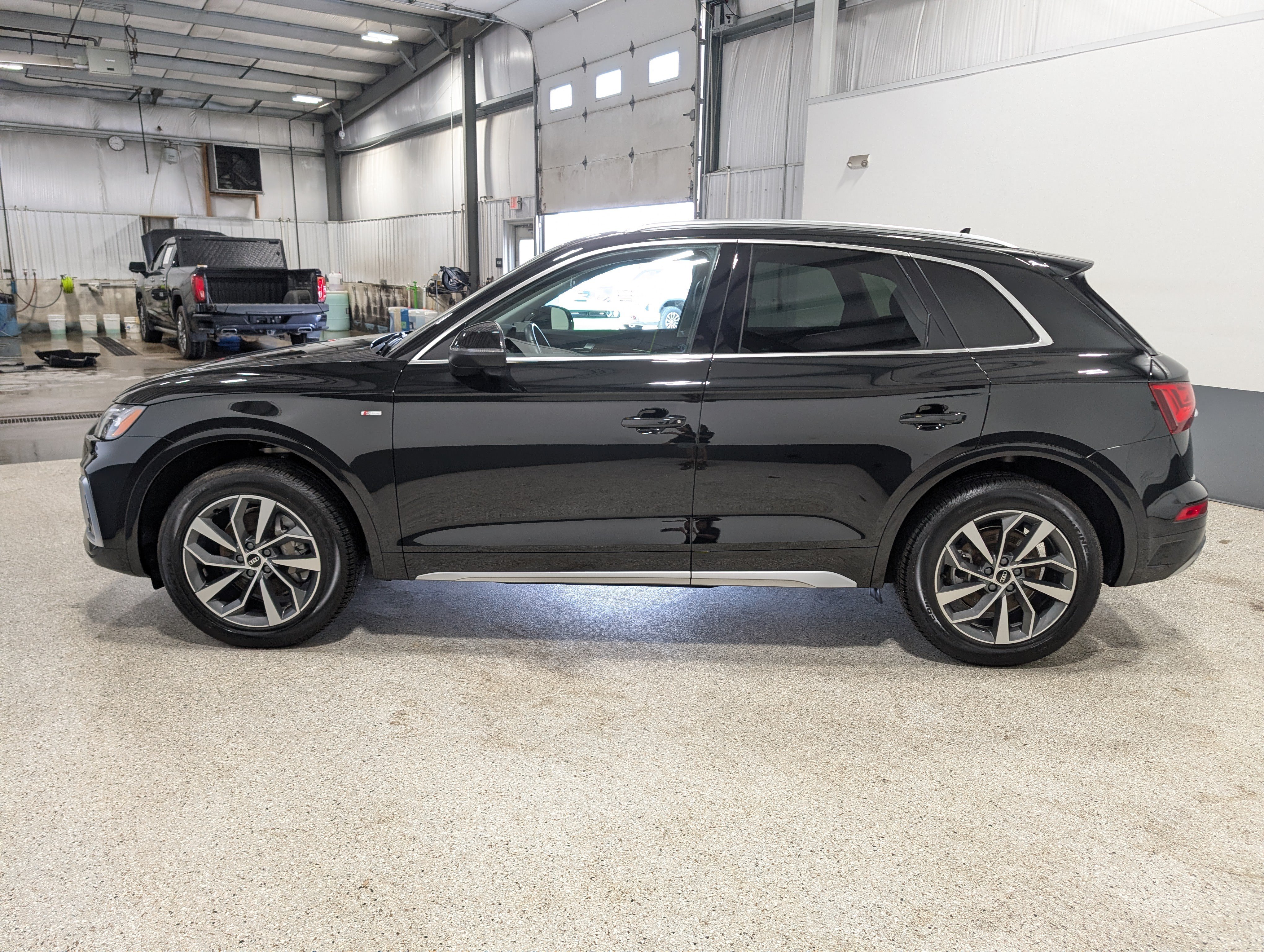 Used 2022 Audi Q5 2.0T Premium Plus AWD/4WD image 6