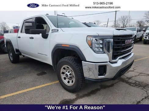 Used 2020 GMC Sierra 3500 4x4 Crew Cab w/ Gooseneck/5TH Wheel Package image 2