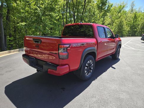 Used 2024 Nissan Frontier PRO-4X w/ Pro Convenience Package AWD/4WD image 3