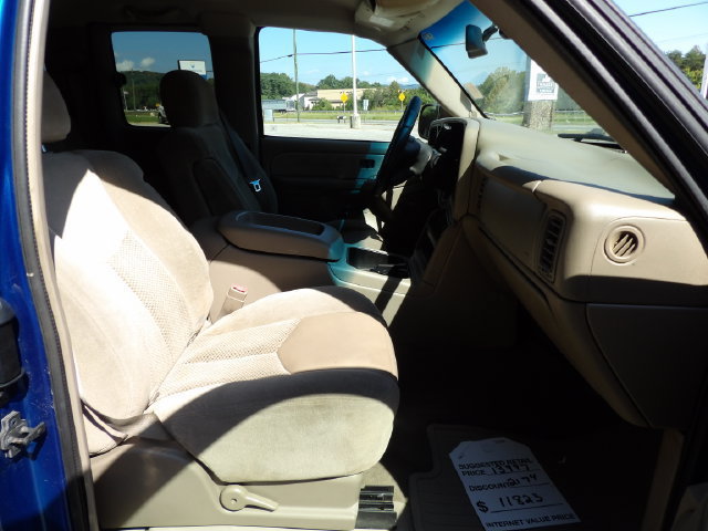 Used 2003 Chevrolet Silverado 1500 LS RWD image 15