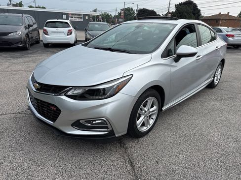 Used 2017 Chevrolet Cruze LT w/ Sun And Sound Package image 33