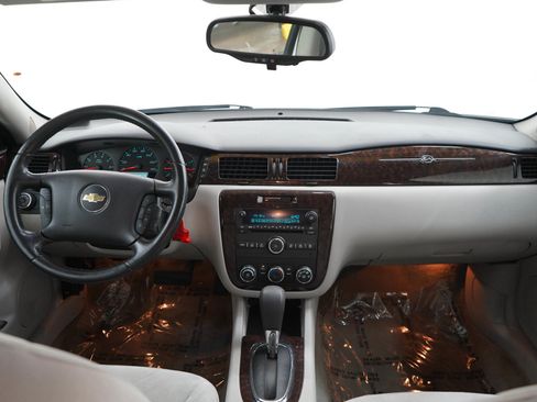 Used 2014 Chevrolet Impala Limited LS FWD image 13