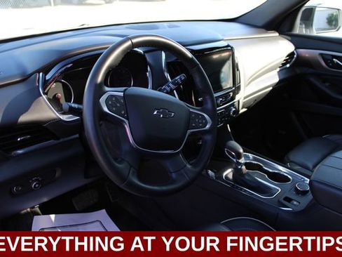 Used 2023 Chevrolet Traverse Premier w/ Redline Edition AWD/4WD image 2