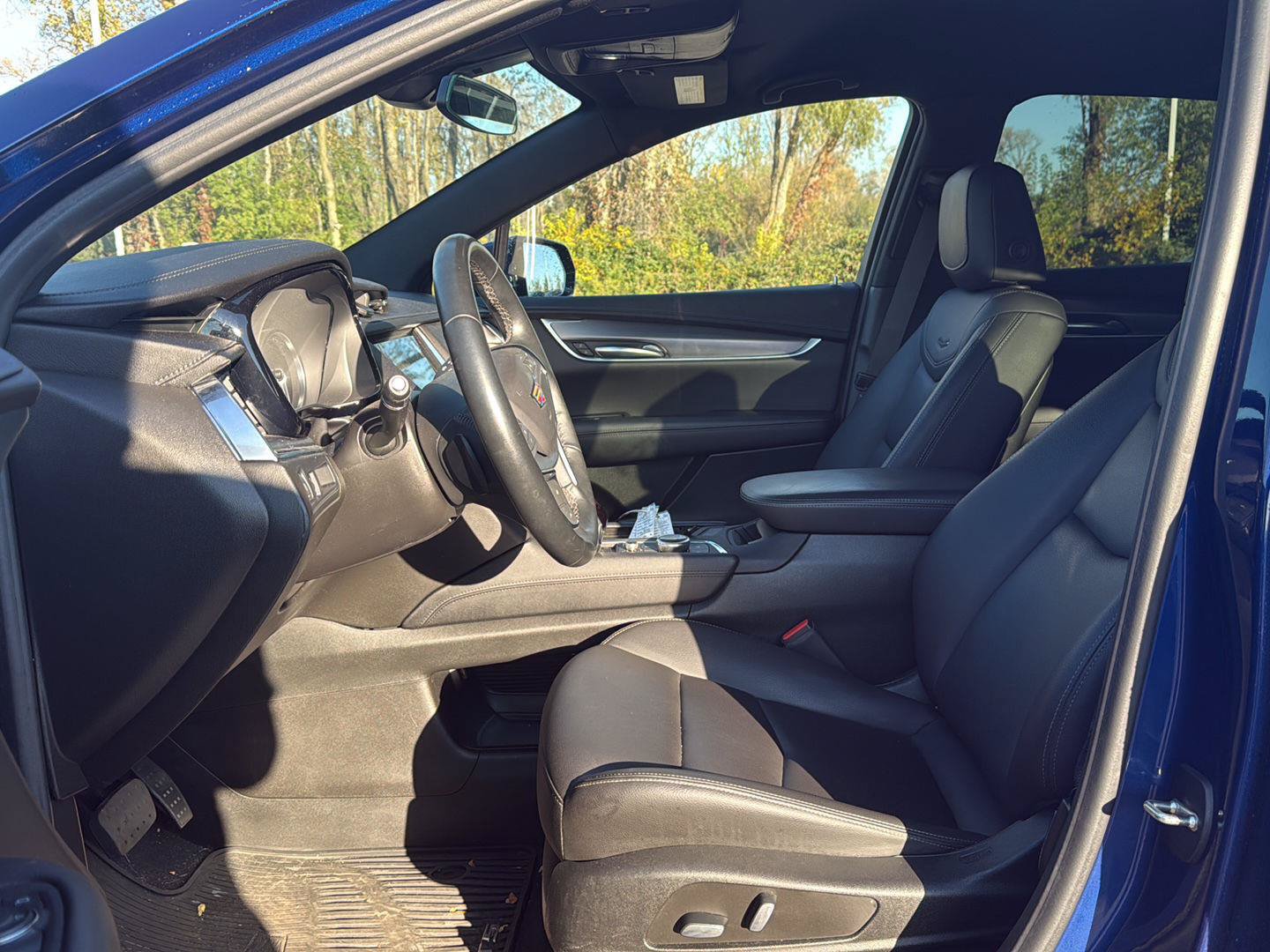Used 2024 Cadillac XT5 Luxury AWD/4WD image 12