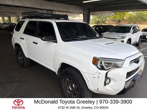 Used 2020 Toyota 4Runner Venture w/ Moonroof Package AWD/4WD image 3
