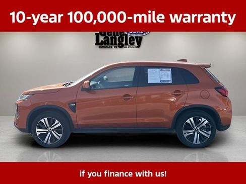 Used 2025 Mitsubishi Outlander Sport LE AWD/4WD image 1