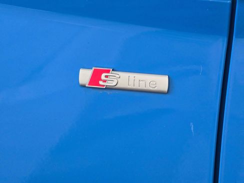 Used 2020 Audi Q5 e Prestige w/ Prestige Package image 35