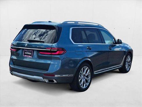 Used 2024 BMW X7 xDrive40i image 5