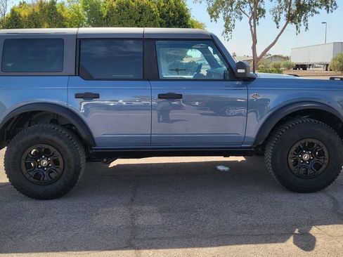 Used 2023 Ford Bronco Wildtrak AWD/4WD image 12