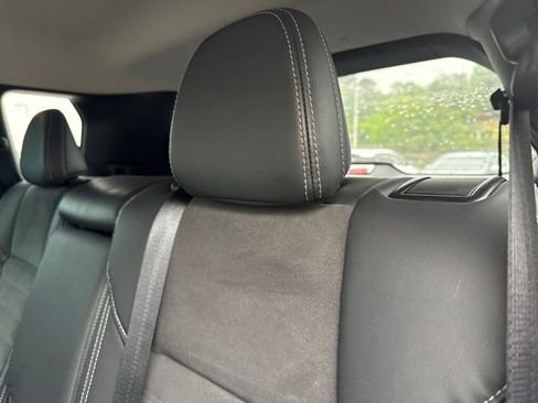 Used 2023 Mitsubishi Outlander SE AWD/4WD image 16