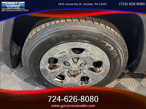 Used 2016 Jeep Cherokee Sport image 10