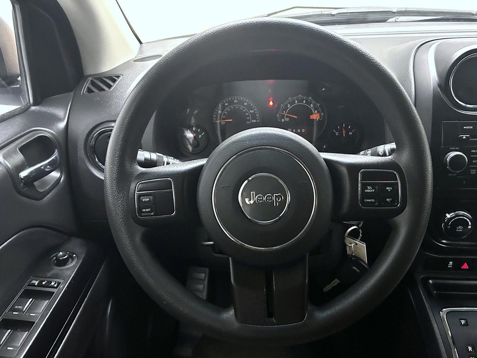 Used 2017 Jeep Compass Sport w/ Power Value Group FWD image 12