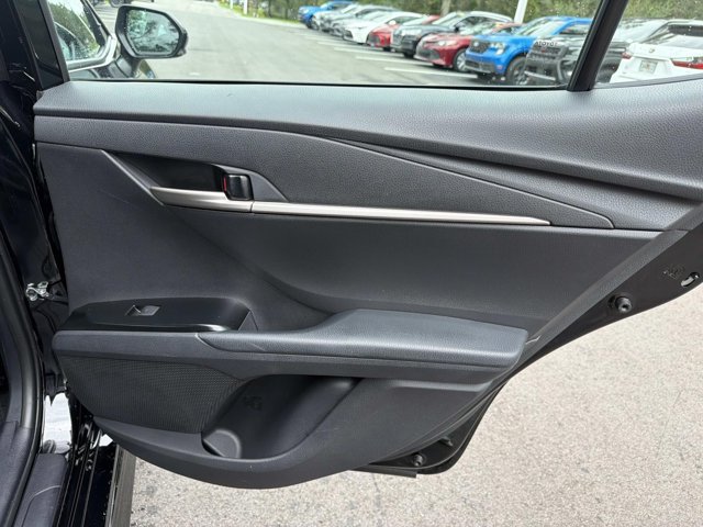 Certified 2025 Toyota Camry SE FWD image 19