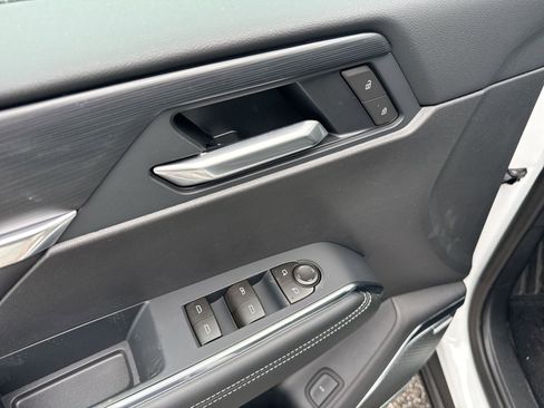 New 2026 GMC Acadia Elevation AWD/4WD image 15