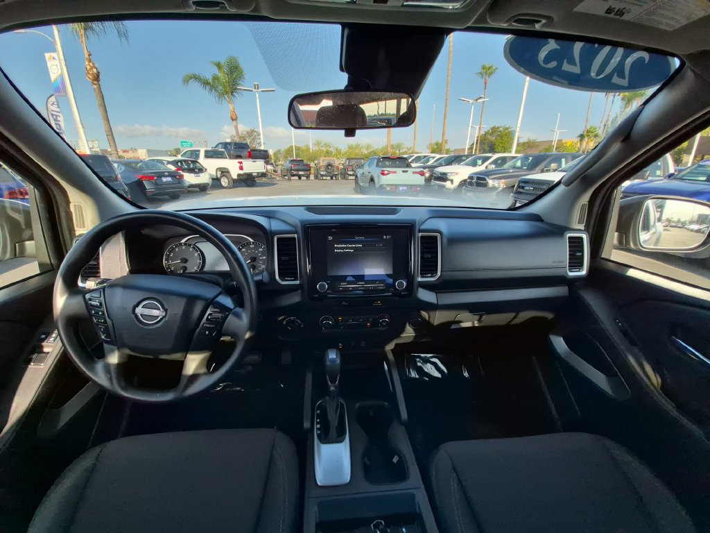 Used 2023 Nissan Frontier SV w/ Technology Package AWD/4WD image 26