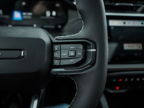 New 2026 Jeep Cherokee Overland AWD/4WD image 22