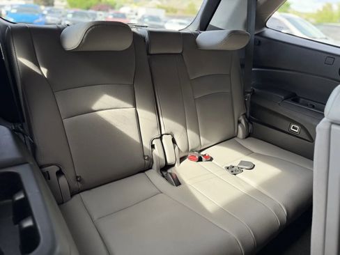 Used 2018 Honda Pilot EX-L image 18