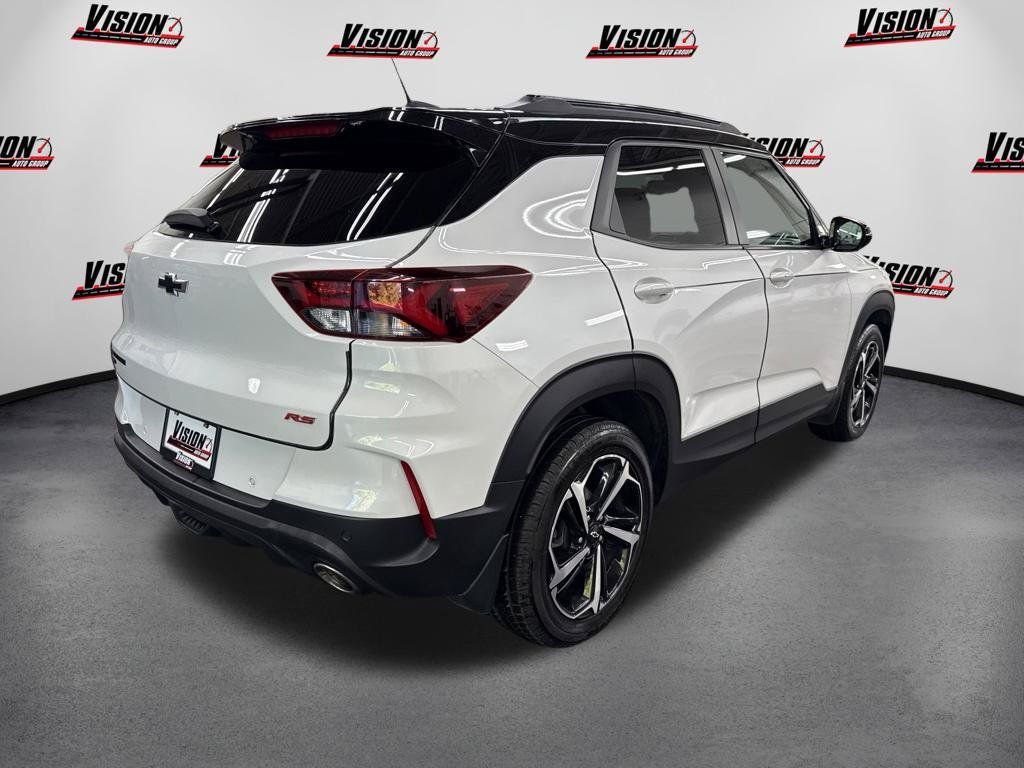 Used 2021 Chevrolet TrailBlazer RS w/ Sun and Liftgate Package AWD/4WD image 5