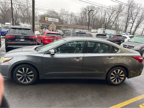 Used 2016 Nissan Altima 2.5 SL w/ 2.5 Technology w/LED Package image 8