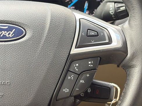 Used 2013 Ford Fusion SE image 22