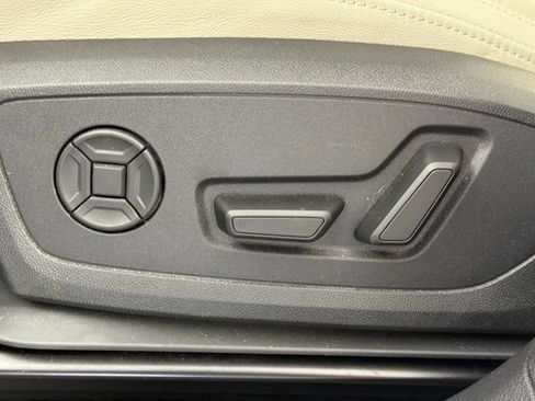 Used 2024 Audi Q3 2.0T Premium AWD/4WD image 20