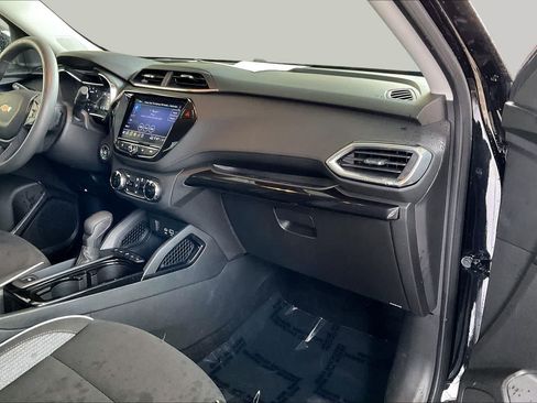 Used 2023 Chevrolet TrailBlazer LT w/ Convenience Package AWD/4WD image 30