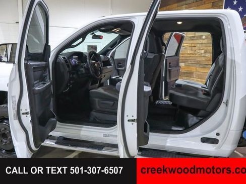 Used 2022 RAM 3500 Tradesman w/ Chrome Appearance Group AWD/4WD image 41