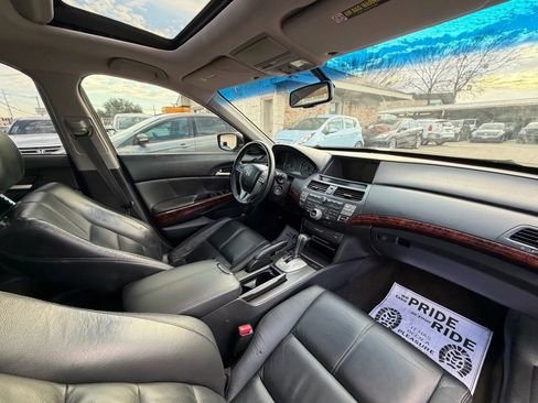 Used 2010 Honda Crosstour EX-L image 21