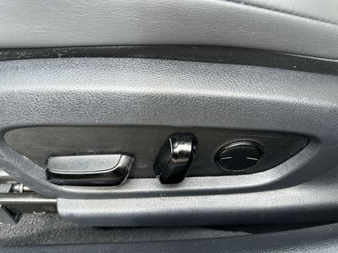 Used 2023 Lexus ES 350 w/ Premium Package FWD image 14