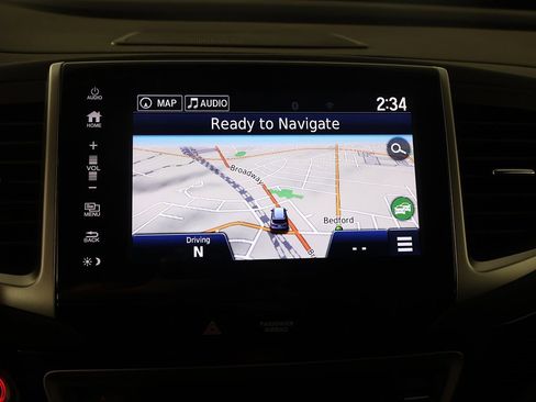 Used 2018 Honda Pilot Elite image 48