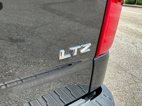 Certified 2021 Chevrolet Silverado 1500 LTZ image 22