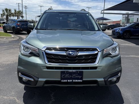 Used 2018 Subaru Forester 2.5i Limited AWD/4WD image 2