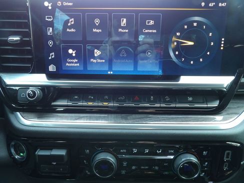 Used 2022 Chevrolet Silverado 1500 LTZ w/ Z71 Off-Road Package image 22