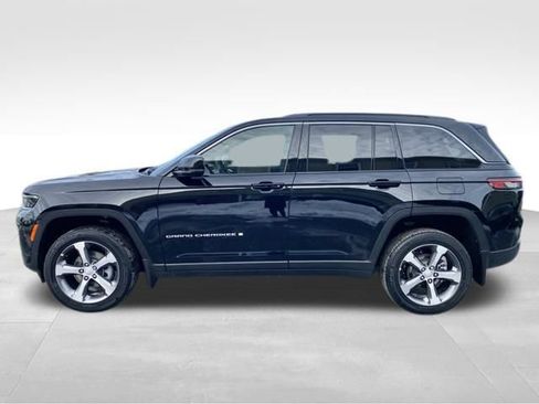 New 2026 Jeep Grand Cherokee Limited w/ MOPAR Finishing Package image 4