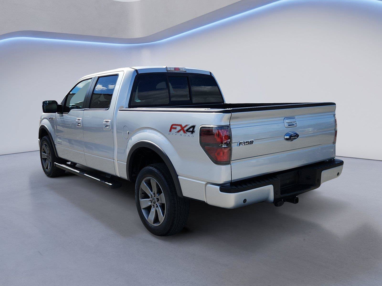 Used 2014 Ford F150 FX4 w/ Equipment Group 402A Luxury AWD/4WD image 5