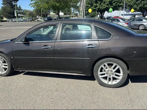 Used 2009 Chevrolet Impala LTZ FWD image 7
