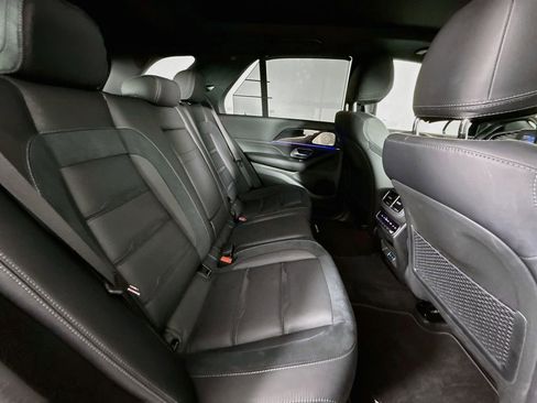 Used 2026 Mercedes-Benz GLE 63 AMG S image 23